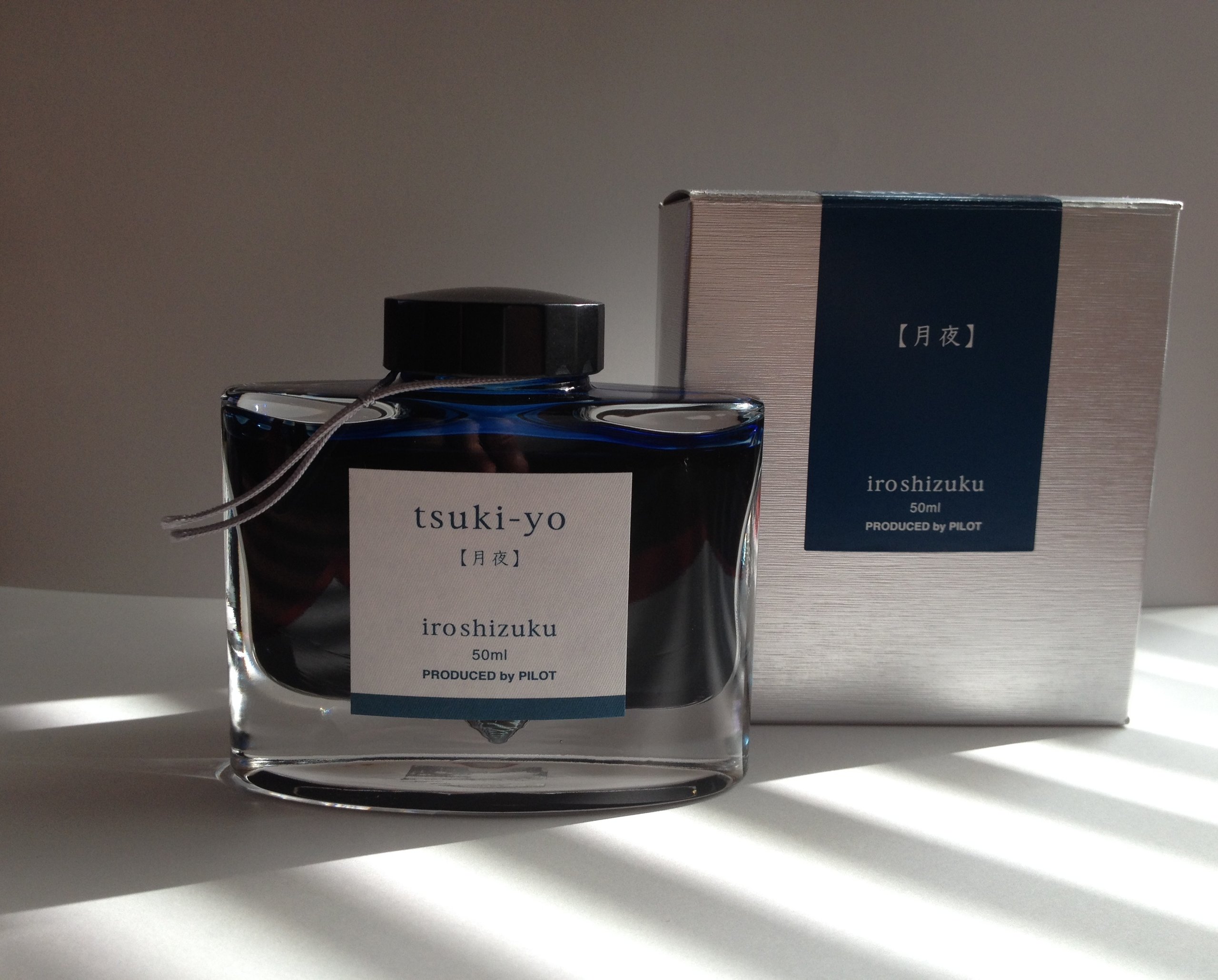 iroshizuku_tsuki-yo_package2.jpg